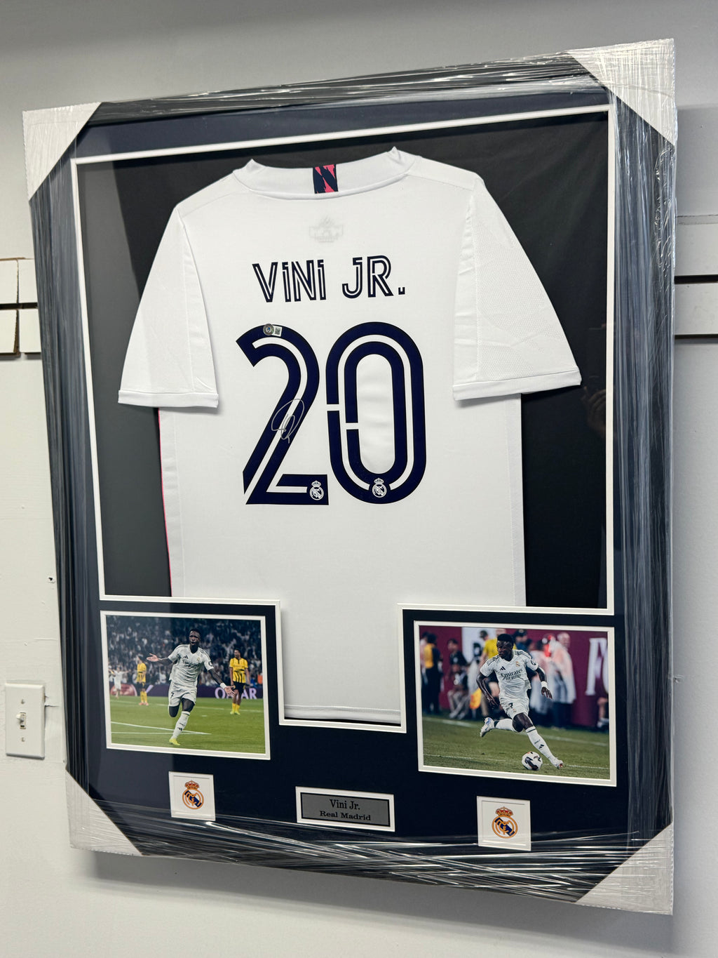 Vini Jr Signed Authenticated LED Real Madrid Jersey