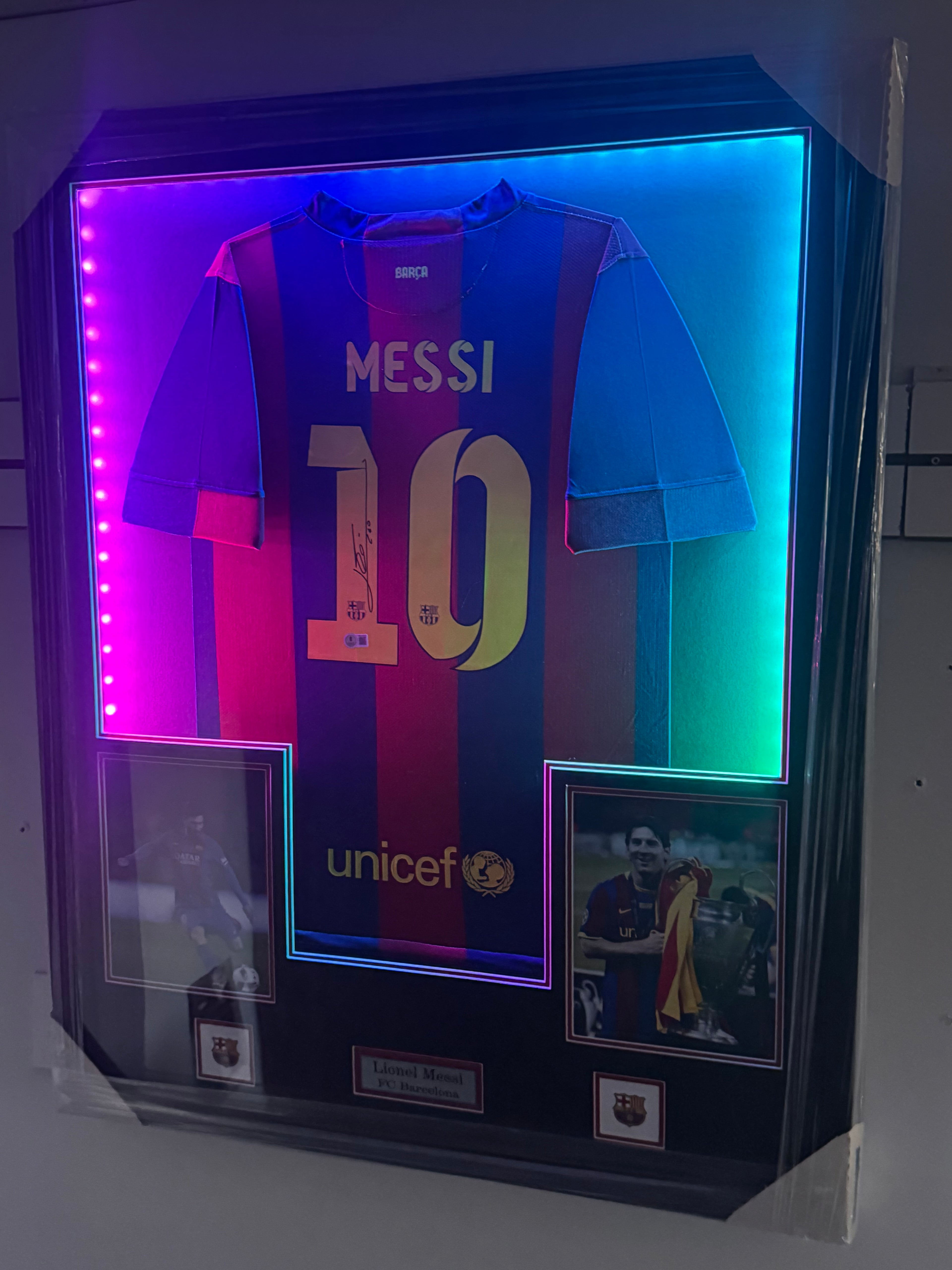 Lionel Messi Signed and Authenticated Beckett Jersey Barcelona