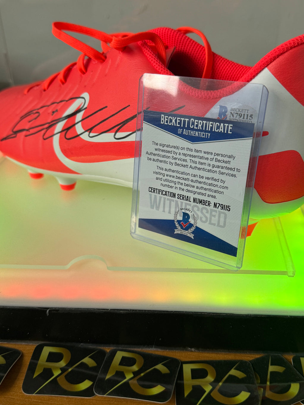 Cristiano Ronaldo Signed Soccer Cleats Authenticated Beckett