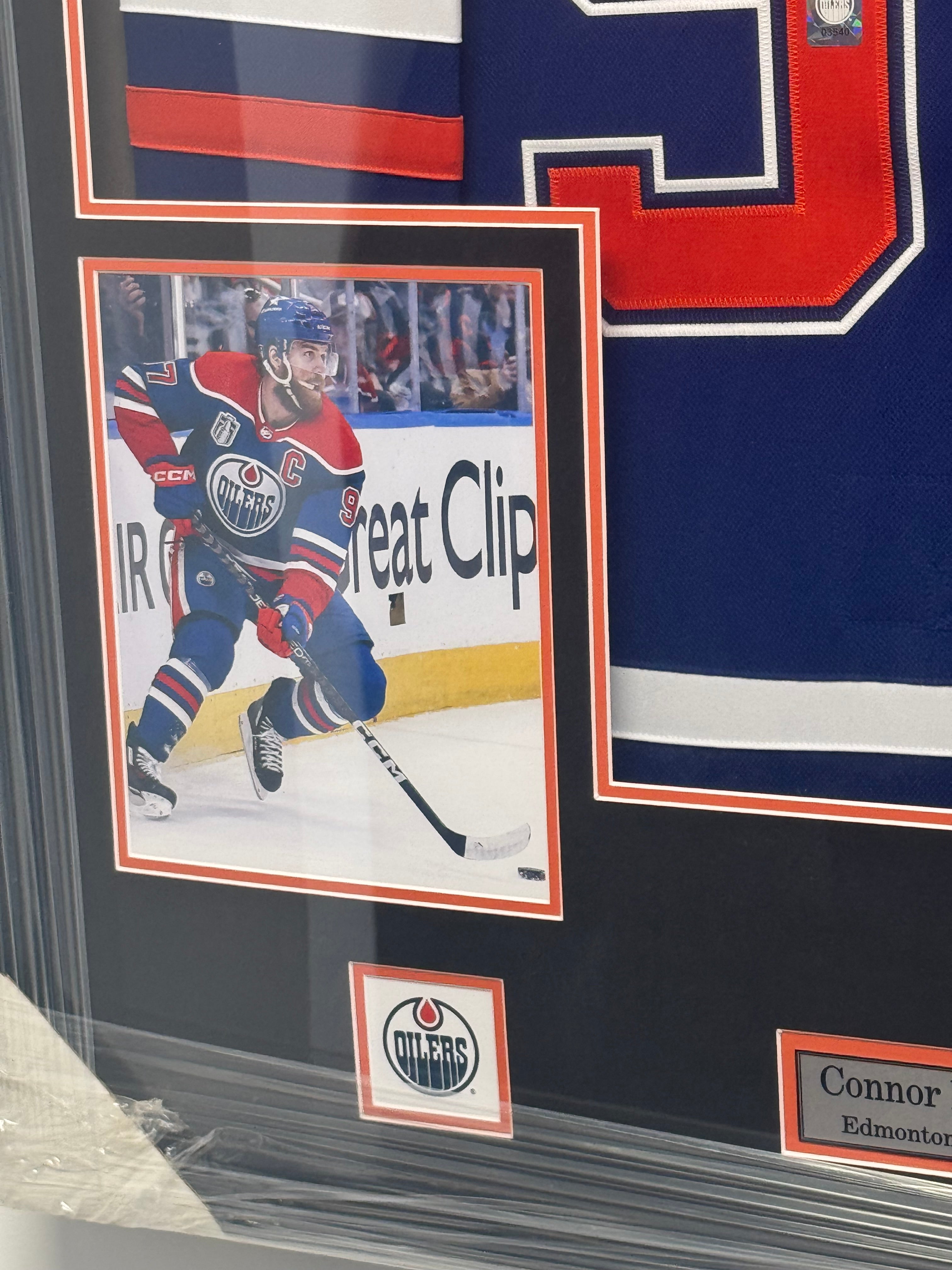Connor McDavid Signed Framed Fanatics Oilers Authenticated Jersey