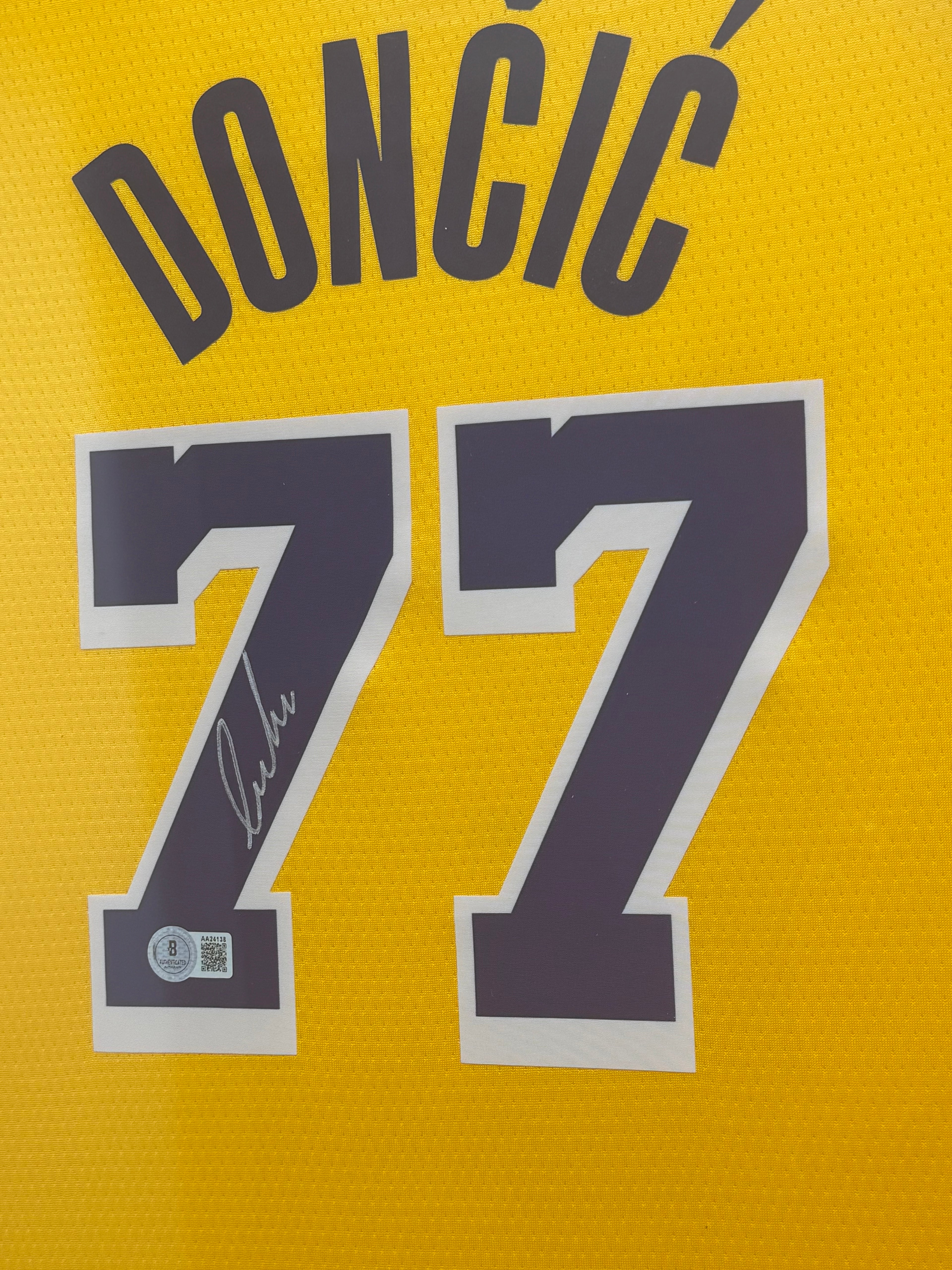 Luka Doncic Signed LED Framed Jersey Lakers Beckett Authenticated