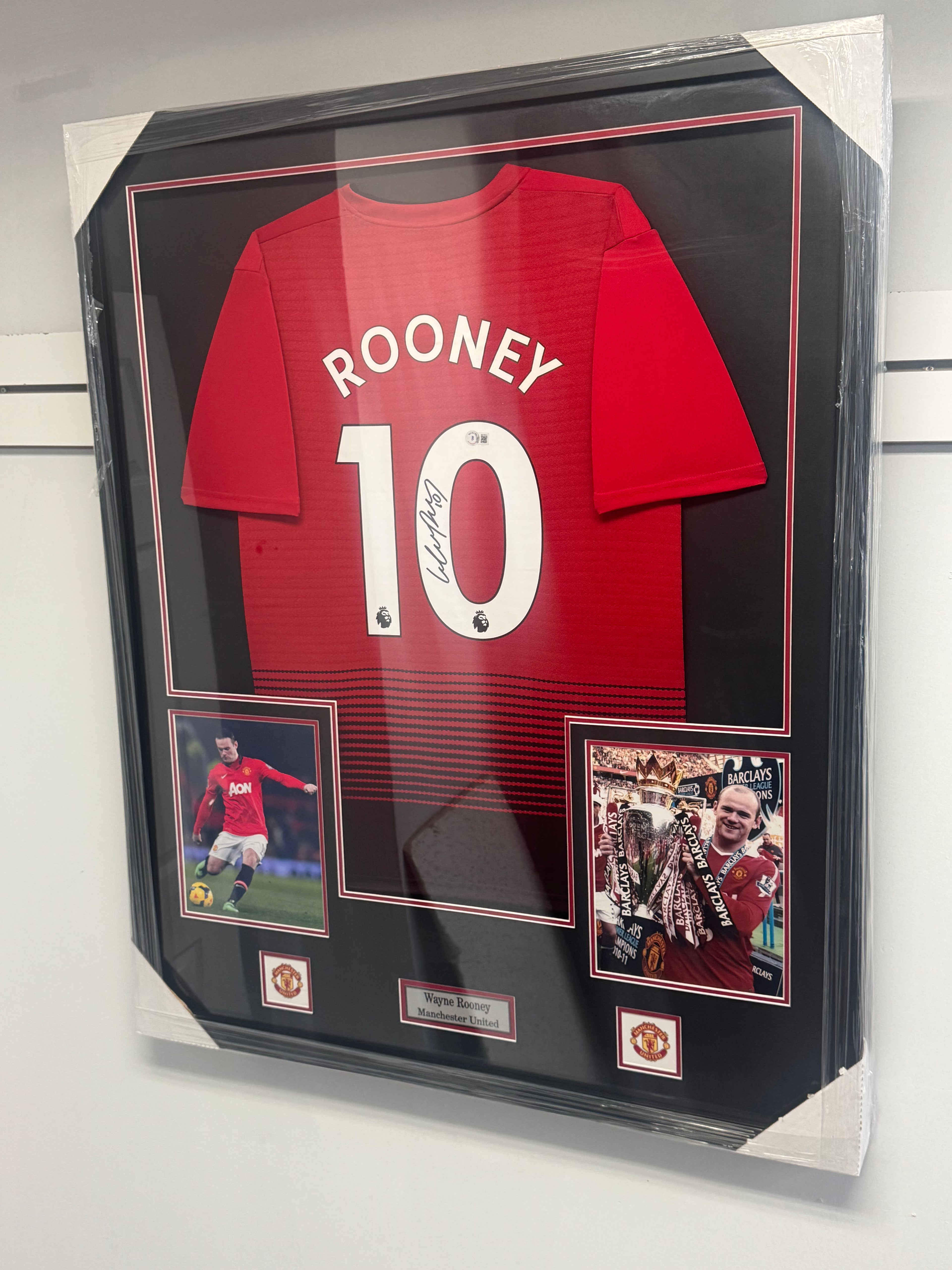 Wayne Rooney Signed and Authenticated Jersey with LED Option