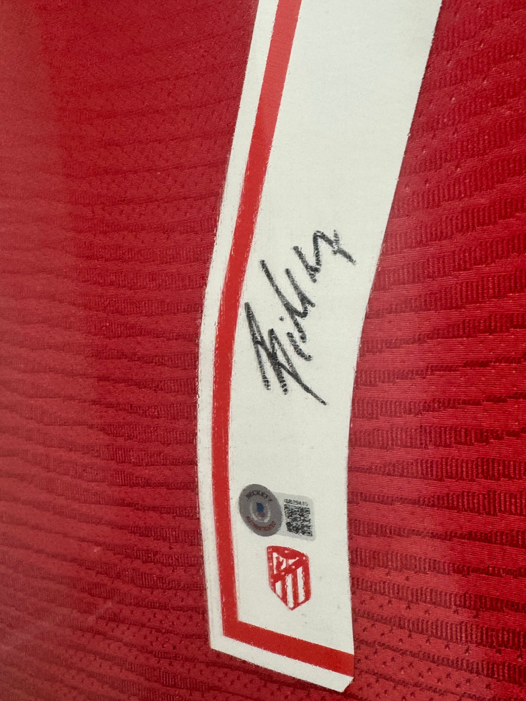 Joao Felix Signed and Authenticated Jersey